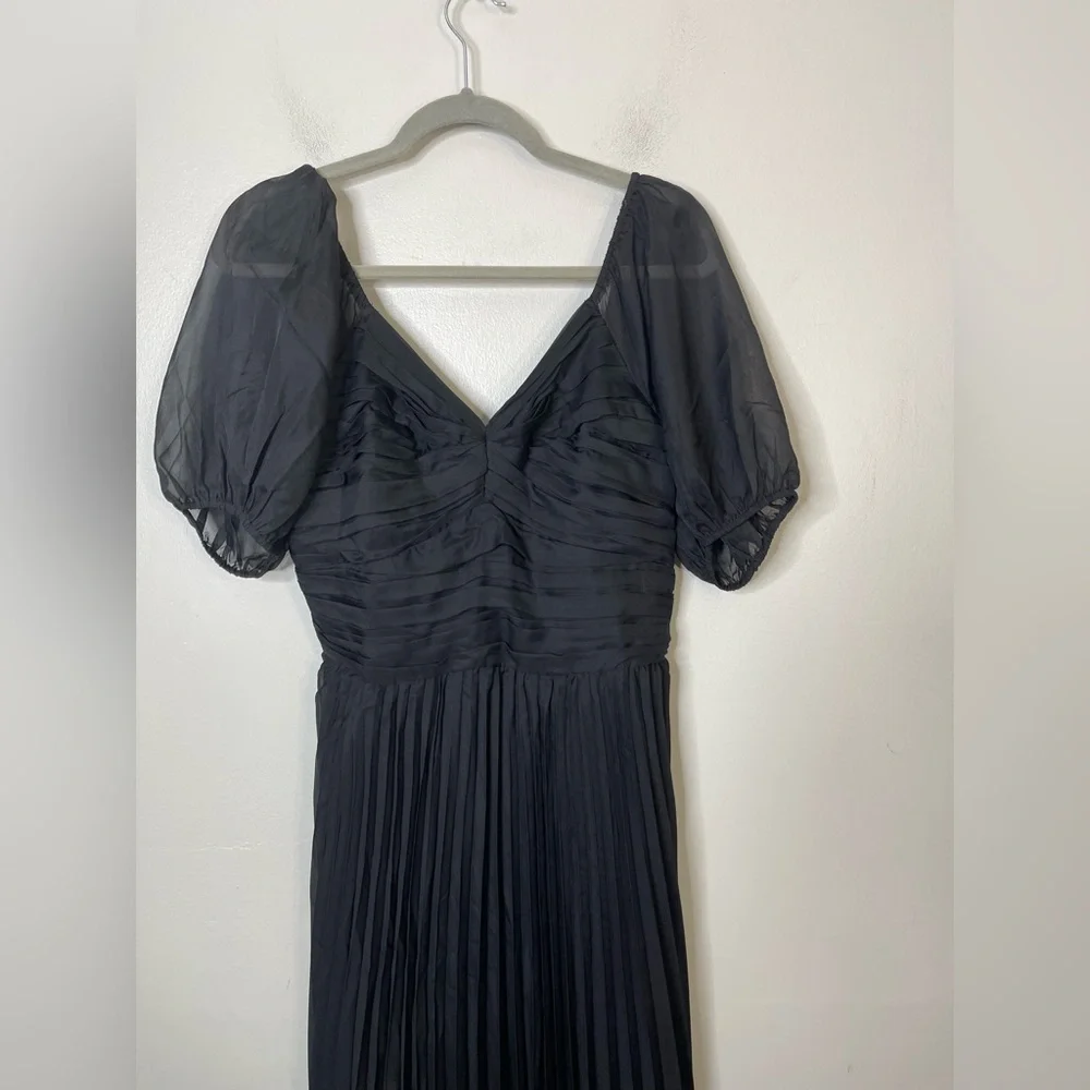 Abercrombie & Fitch NWT Black Chiffon Pleated Puff Sleeve Maxi Dress Size MT